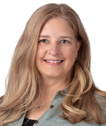 Photo portrait of Gretchen Otto of Mahoney | CPAs and Advisors.