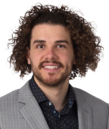 Photo portrait of Logan Wolfe of Mahoney | CPAs and Advisors.