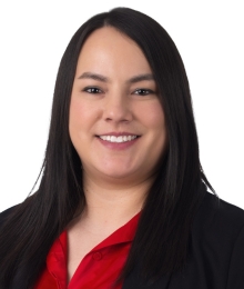 Photo portrait of Nicole Baker of Mahoney | CPAs and Advisors.